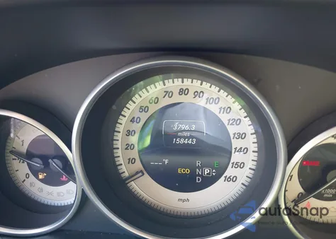 2014 Mercedes-Benz E 350 z USA, uszkodzony, nr VIN WDDHF5KB7EA929400